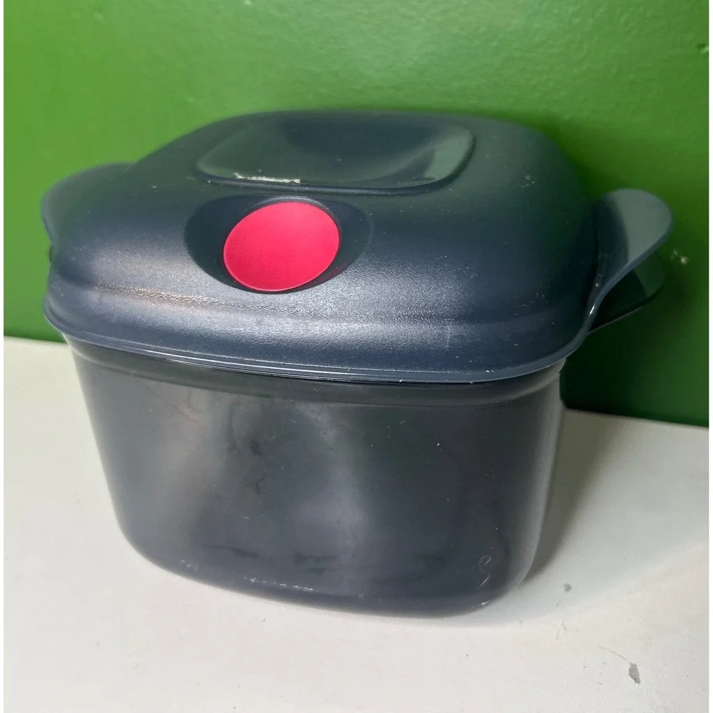 Tupperware CrystalWave Microwave Container Blue Square with Red Vent Lid 4 Cup